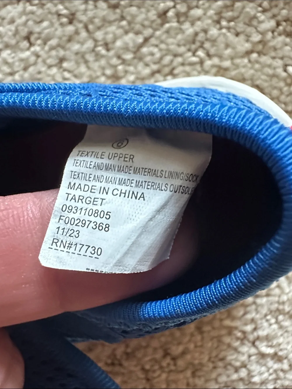 Cat & Jack Royal Blue Mesh Kids Slip-On Water Shoes with White Soles size 6 T